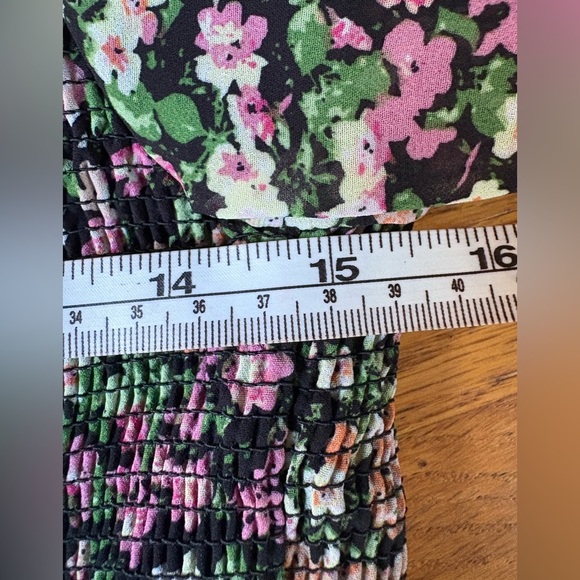 Dex floral top - Picture 8 of 8